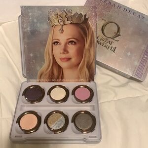 ✨Urban Decay The Glinda Palette.